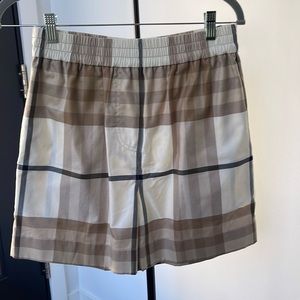 Burberry Signature check-print Shorts, White/Beige size 6